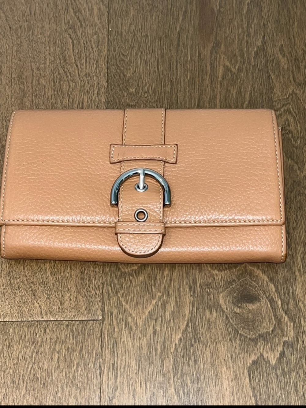 Talbots Women’s Brown Leather Wallet W/ Multi Compartments: Classic Style / Nice